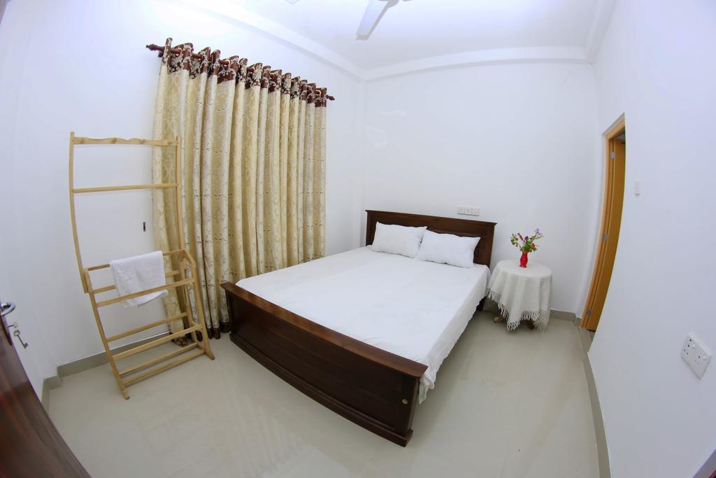 Hansi Resort Mirissa Exterior photo